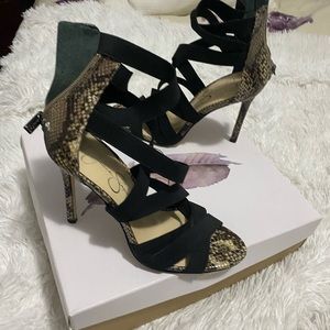 Size 7 Jessica Simpson heels